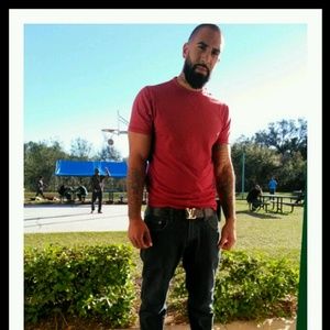 Meet your Posher, Luis